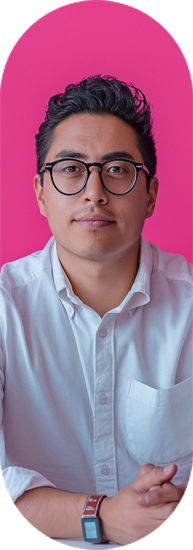 Man in white shirt and glasses, looking forward | Admin Outsourcing | Parallel Outsourcing